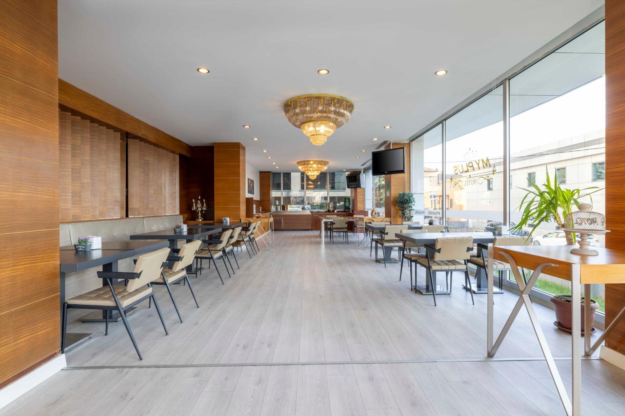 Vplus Hotel Atasehir Истанбул Екстериор снимка